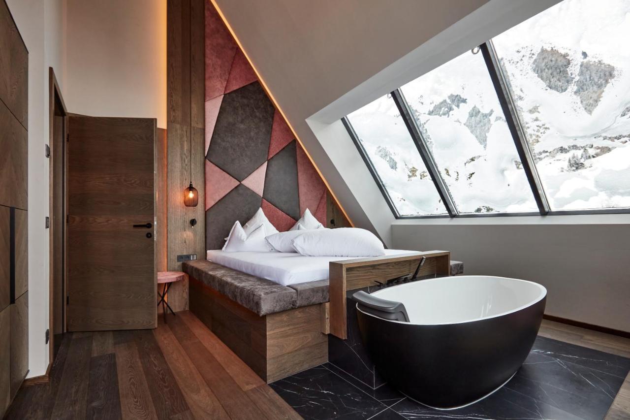 Hotel Alpina Ишгль Экстерьер фото