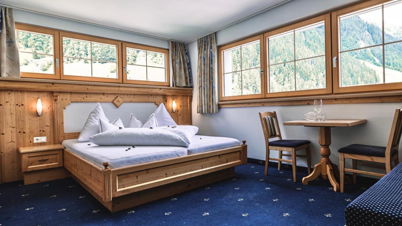 Hotel Alpina Ишгль Экстерьер фото