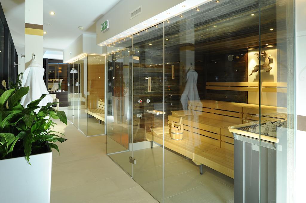 Hotel Alpina Ишгль Экстерьер фото