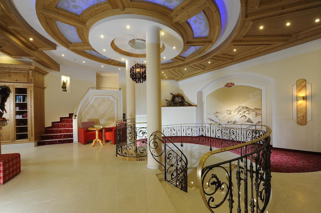 Hotel Alpina Ишгль Экстерьер фото